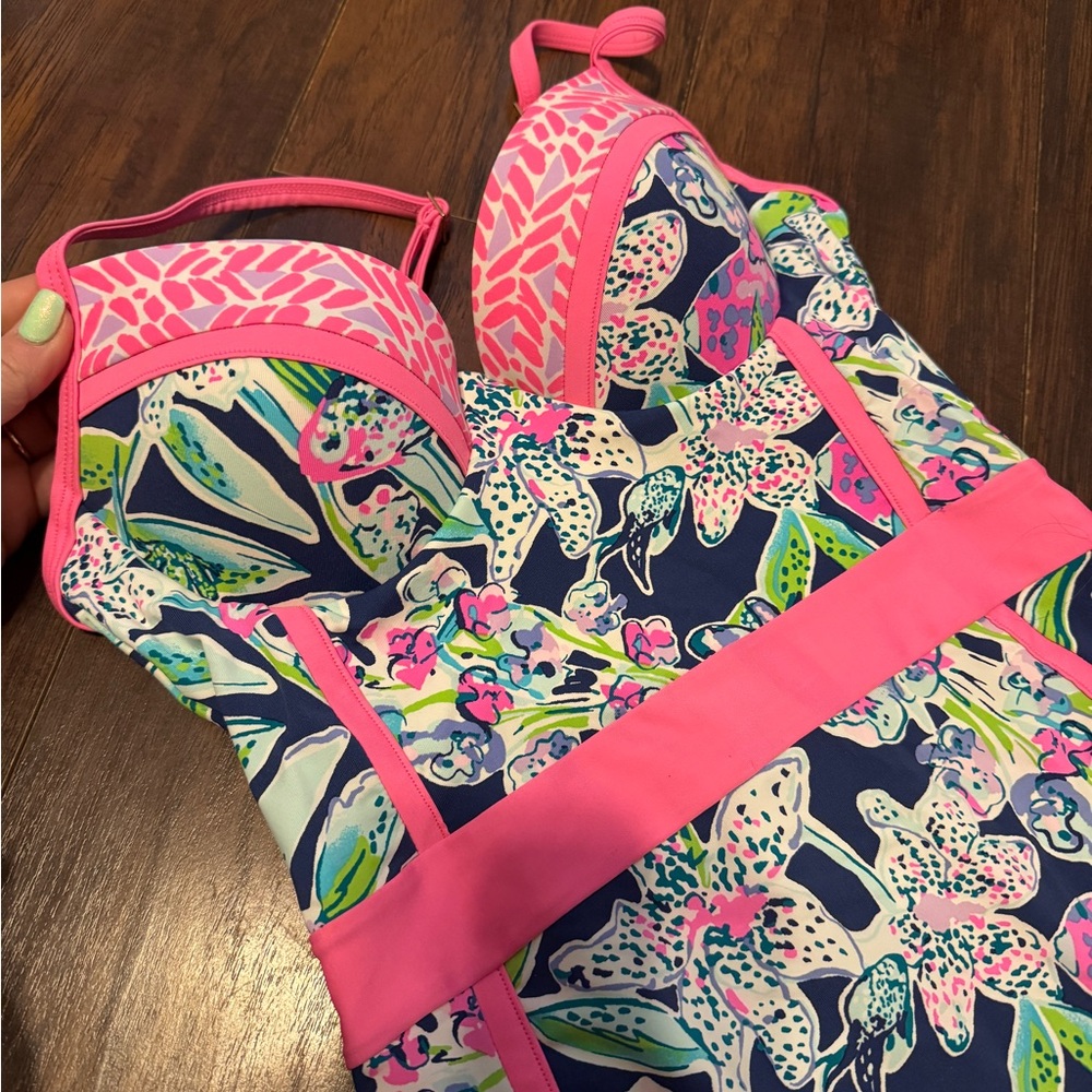 Lilly Pulitzer Palma Deep Sea Navy Sway This Way Swim Underwire Swimsuit Size 4
